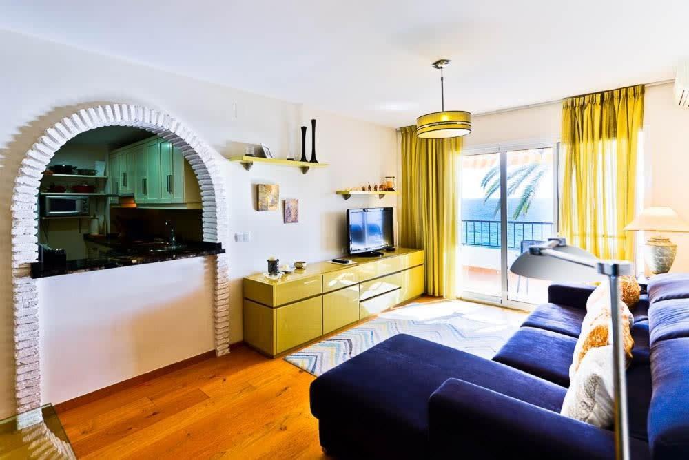 Las Palmeras Nerja Ngoại thất bức ảnh